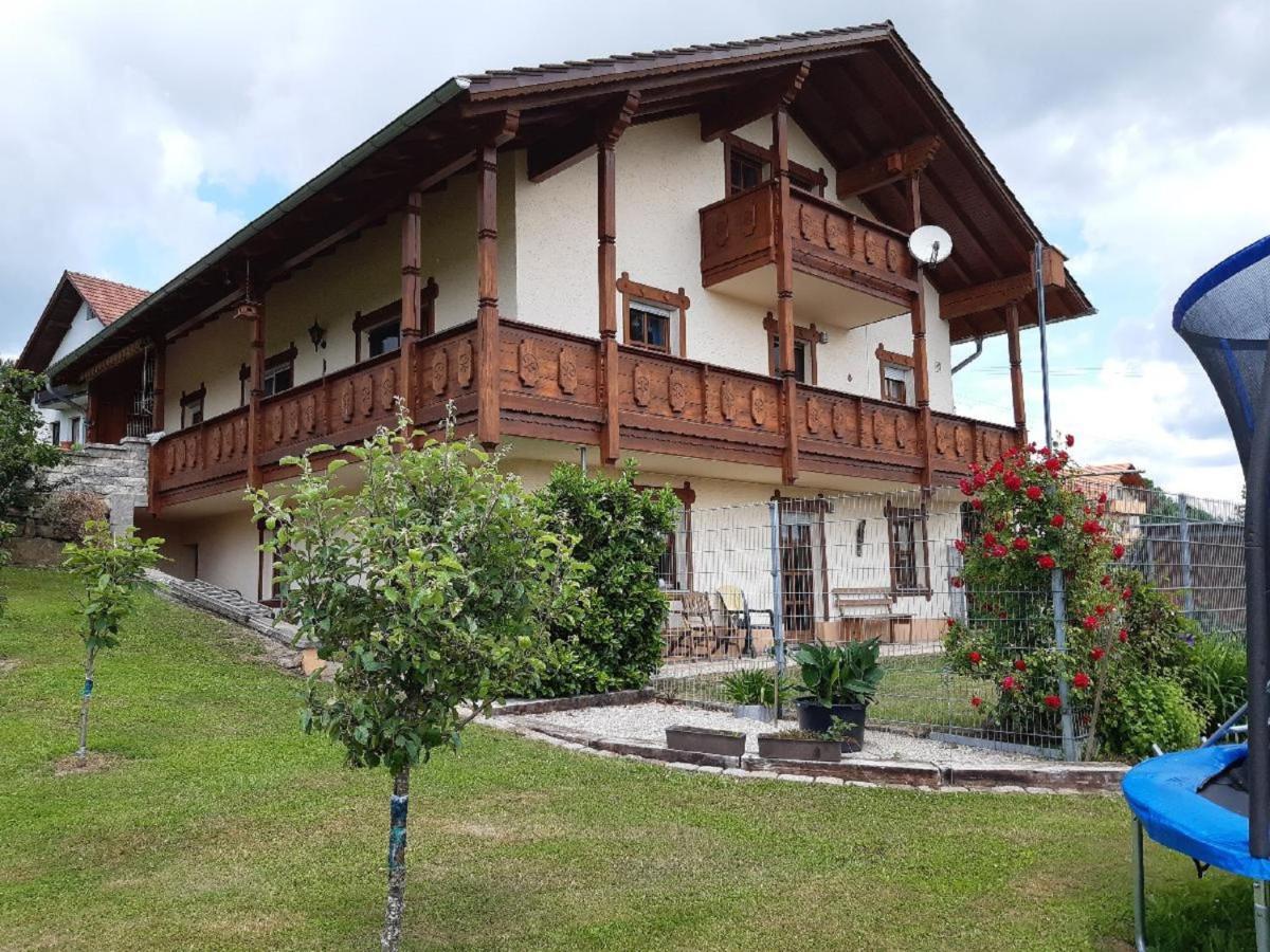Ferienwohnung Haus Am Berg Innernzell Exterior photo